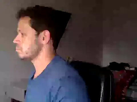 Snapshot of FelipeRiver chatting on 01-13-26, 02:00 FelipeRiver online show from 01-13-26, 02:00