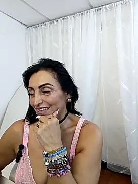 zullyxhot online show from 04-10-26, 10:25