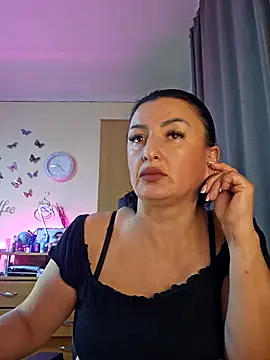 Hotangel75 online show from 10-31-25, 06:47