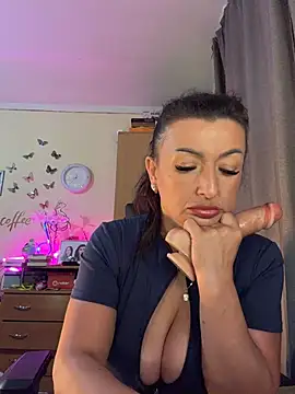 Hotangel75 online show from 06-17-26, 05:54