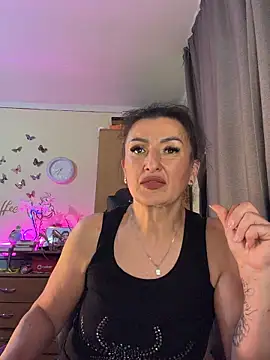Hotangel75 online show from 06-18-26, 05:39