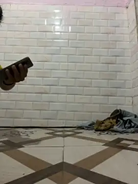 Snapshot of RomanticAdvance555 chatting on 02-11-26, 04:45 RomanticAdvance555 online show from 02-11-26, 04:45