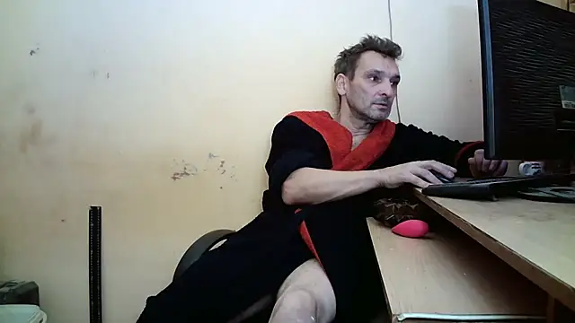 dundyFocus online show from 11-02-25, 01:57