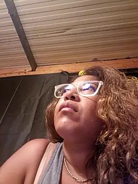 Snapshot of mila38 chatting on 09-30-25, 08:58 mila38 online show from 09-30-25, 08:58