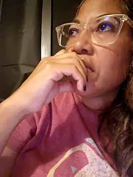 Snapshot of mila38 chatting on 10-29-25, 09:49 mila38 online show from 10-29-25, 09:49