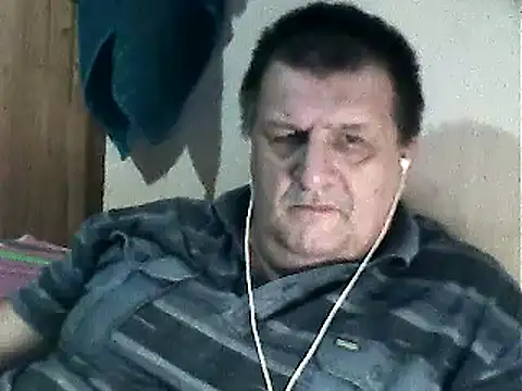 Snapshot of Vyrtous579 chatting on 12-23-24, 03:23 Vyrtous579 online show from 12-23-24, 03:23