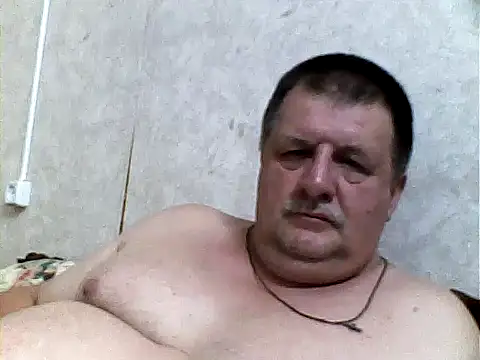 Snapshot of Vyrtous579 chatting on 10-18-25, 08:20 Vyrtous579 online show from 10-18-25, 08:20