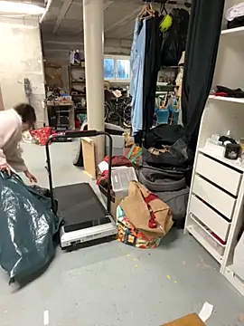 Clara-xoxo online show from 11-19-25, 03:12