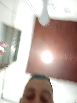 AzureKnee online show from 03-30-26, 09:38