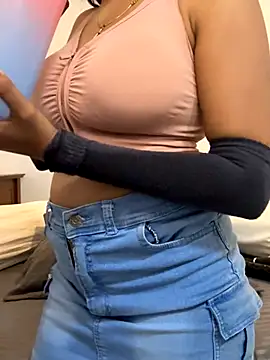 Snapshot of angelwavy chatting on 09-24-25, 12:36 angelwavy online show from 09-24-25, 12:36