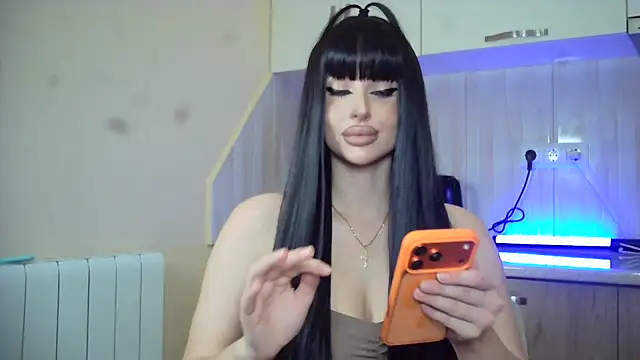 Snapshot of Lady_Joli chatting on 07-31-26, 03:44 Lady Joli online show from 07-31-26, 03:44