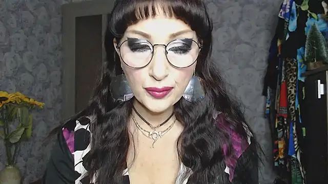 Snapshot of Aziza1 chatting on 09-28-25, 01:38 Aziza1 online show from 09-28-25, 01:38