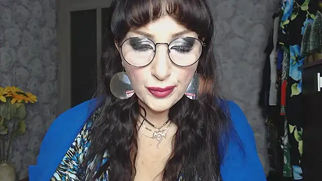 Snapshot of Aziza1 chatting on 10-20-25, 03:12 Aziza1 online show from 10-20-25, 03:12