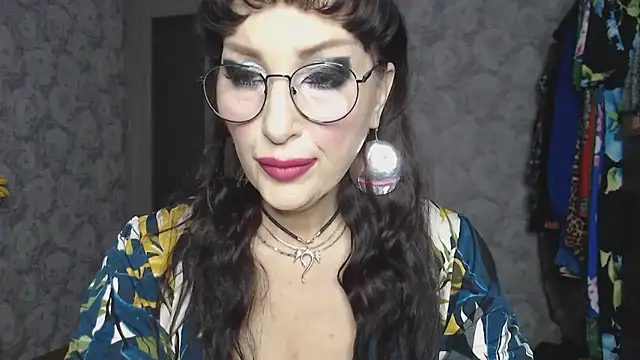 Aziza1 online show from 12-18-25, 01:28