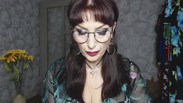 Aziza1 online show from 06-11-26, 01:42