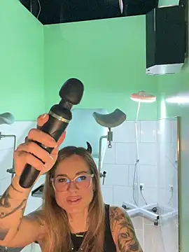 Etwas neugierig online show from 02-16-26, 07:43