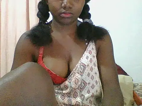 Snapshot of Hamie_sexy chatting on 09-21-25, 08:38 Hamie sexy online show from 09-21-25, 08:38