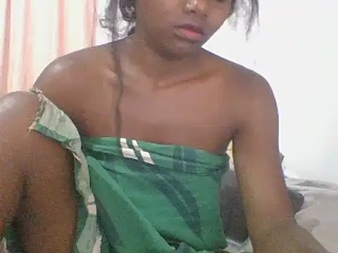 Snapshot of Hamie_sexy chatting on 10-20-25, 07:20 Hamie sexy online show from 10-20-25, 07:20