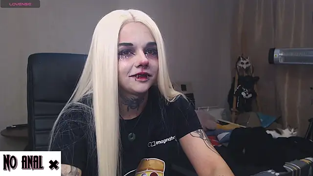 Snapshot of Dark__Elf chatting on 12-12-24, 09:58 Dark Elf online show from 12-12-24, 09:58