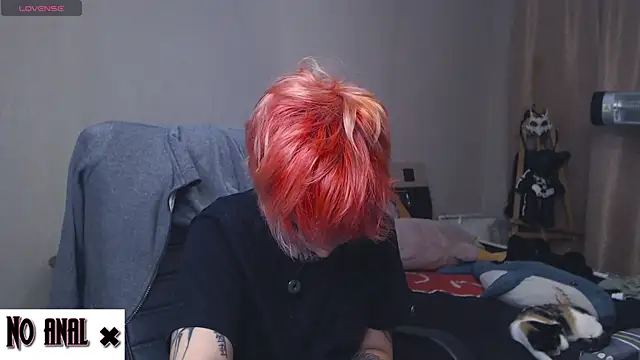 Snapshot of Dark__Elf chatting on 12-15-24, 10:26 Dark Elf online show from 12-15-24, 10:26