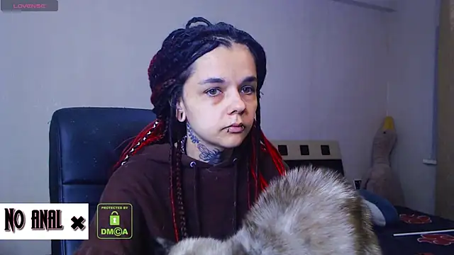 Snapshot of Dark__Elf chatting on 09-25-25, 09:18 Dark Elf online show from 09-25-25, 09:18