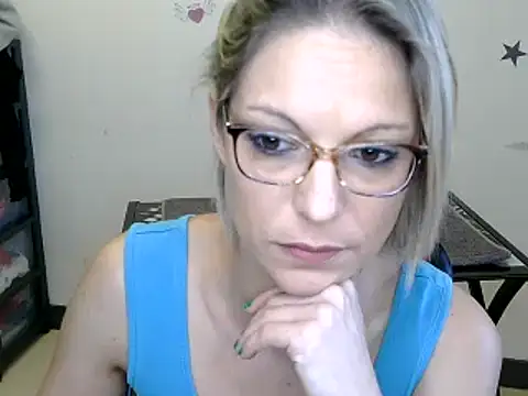 alixfeeling online show from 12-04-24, 02:15
