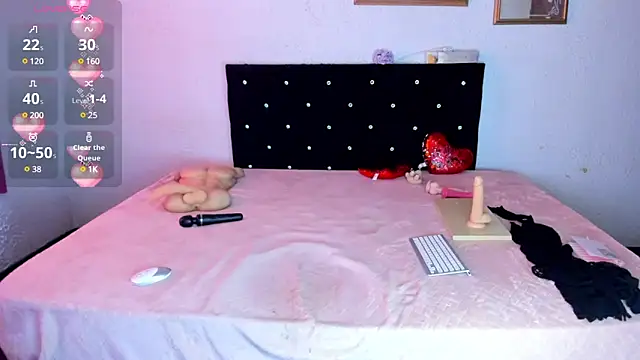 Snapshot of Silver_Lovee chatting on 01-31-25, 05:32 Silver Lovee online show from 01-31-25, 05:32