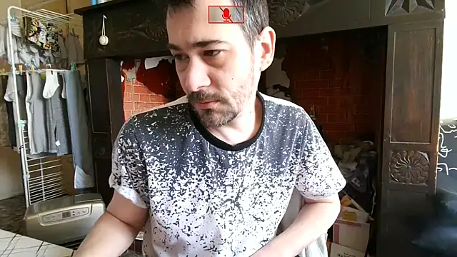 Snapshot of Ethangay chatting on 03-18-26, 10:18 Ethangay online show from 03-18-26, 10:18