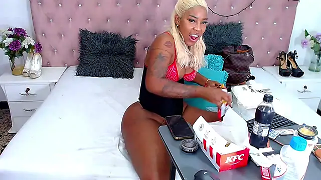 CharlotteWilliams online show from 03-19-25, 11:03