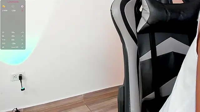 Snapshot of Stud_samu chatting on 02-03-25, 10:43 Stud samu online show from 02-03-25, 10:43