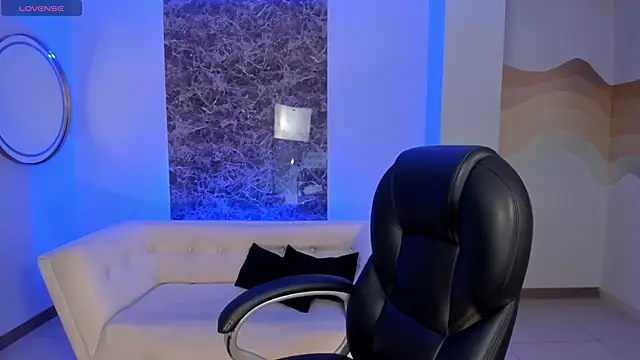 MorganHicks online show from 06-12-26, 10:47