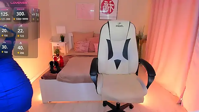 HelenaRegal online show from 11-28-25, 01:58