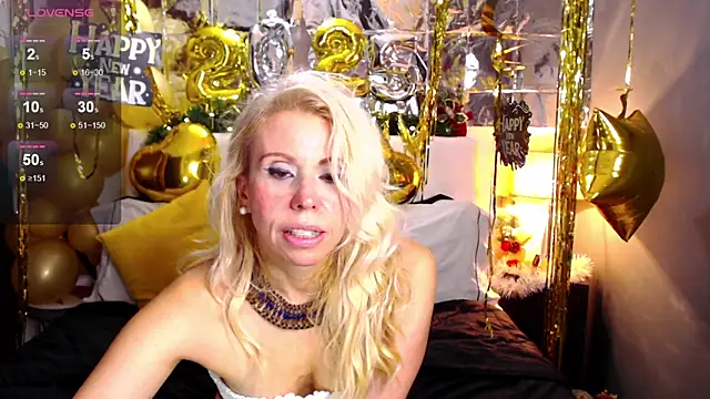 Snapshot of Luci_evans chatting on 01-08-25, 05:37 Luci evans online show from 01-08-25, 05:37