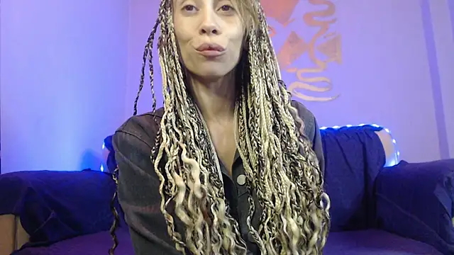 DIOSAHONEY online show from 05-09-26, 11:21