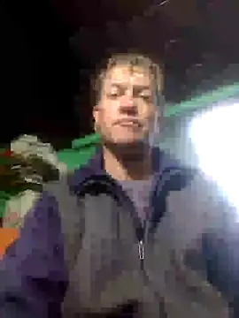 Snapshot of Alvaro2017 chatting on 07-25-26, 05:21 Alvaro2017 online show from 07-25-26, 05:21