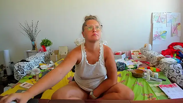 Snapshot of IamYourNarcotic chatting on 09-14-25, 10:14 IamYourNarcotic online show from 09-14-25, 10:14