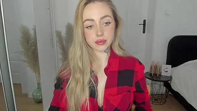 sexyCoralie online show from 03-13-25, 02:23