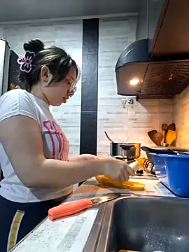 linda-schmidt online show from 12-10-24, 07:54