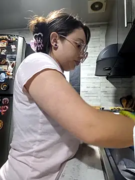 linda-schmidt online show from 09-22-25, 12:23