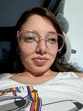linda-schmidt online show from 06-17-26, 03:53