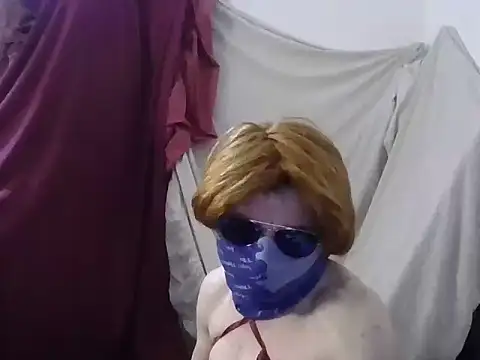 CeDelicja online show from 10-31-25, 09:27