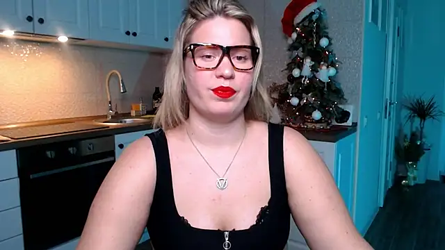 HotTiffani online show from 01-15-25, 06:08