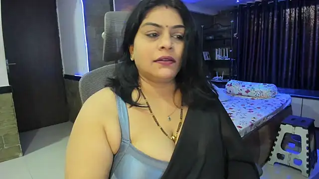 Snapshot of tarivishu23 chatting on 12-14-24, 12:23 tarivishu23 online show from 12-14-24, 12:23