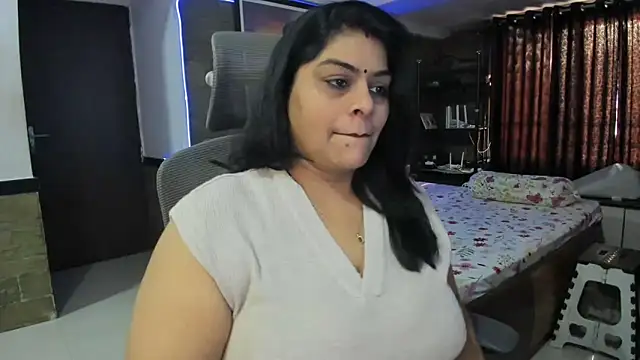 Snapshot of tarivishu23 chatting on 12-20-24, 11:54 tarivishu23 online show from 12-20-24, 11:54