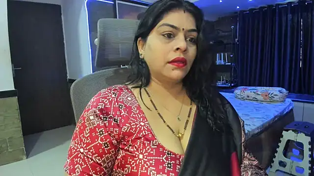 Snapshot of tarivishu23 chatting on 12-23-24, 01:51 tarivishu23 online show from 12-23-24, 01:51