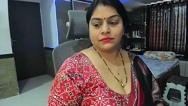 Snapshot of tarivishu23 chatting on 12-23-24, 12:52 tarivishu23 online show from 12-23-24, 12:52