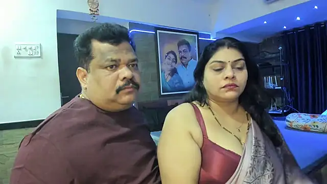 Snapshot of tarivishu23 chatting on 12-25-24, 03:17 tarivishu23 online show from 12-25-24, 03:17