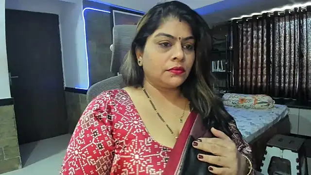 Snapshot of tarivishu23 chatting on 01-14-25, 04:04 tarivishu23 online show from 01-14-25, 04:04