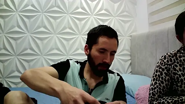 jerryandjessica online show from 12-20-24, 06:29