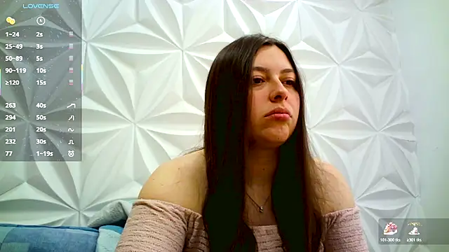 Snapshot of jerryandjessica chatting on 12-15-25, 04:11 jerryandjessica online show from 12-15-25, 04:11